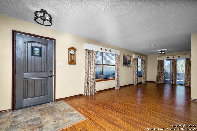 Image 17 of 77 For 115 Sprecken Isle