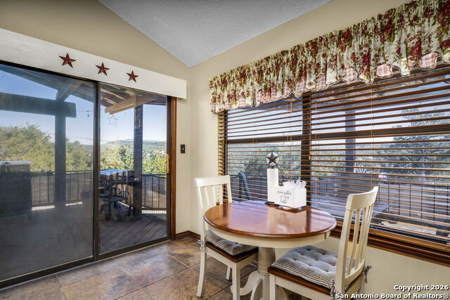 Image 25 of 77 For 115 Sprecken Isle