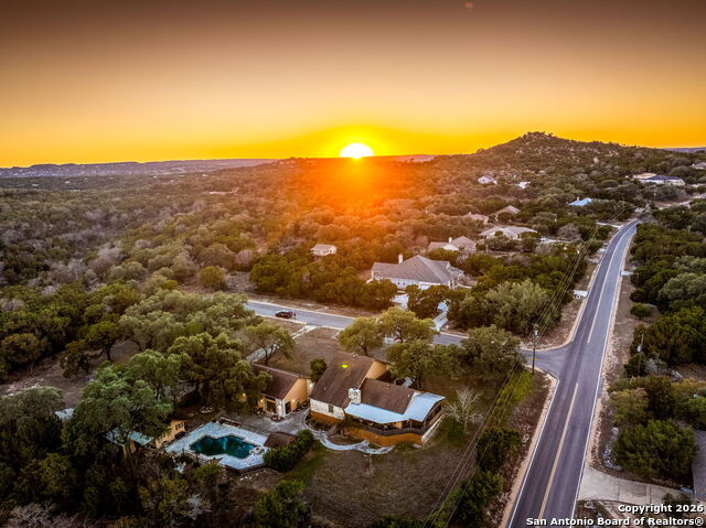 Image 5 of 77 For 115 Sprecken Isle