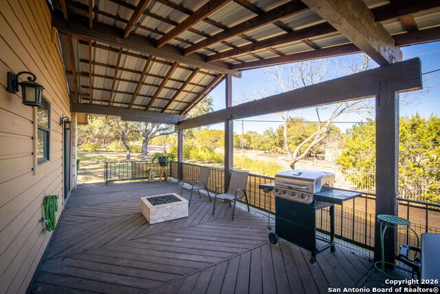 Image 54 of 77 For 115 Sprecken Isle