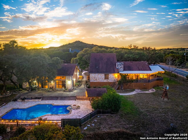 Image 6 of 77 For 115 Sprecken Isle