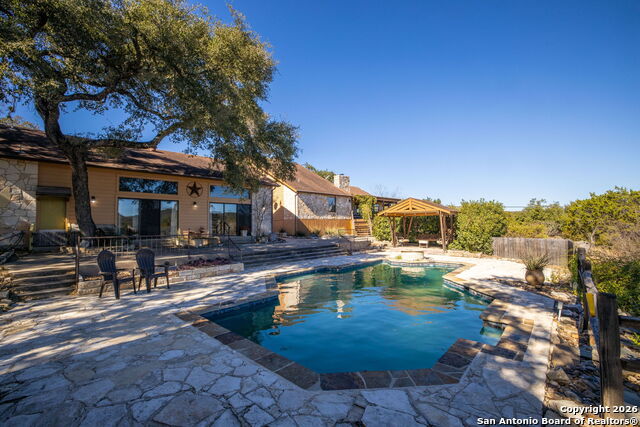 Image 62 of 77 For 115 Sprecken Isle