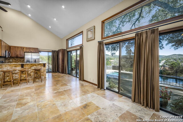 Image 72 of 77 For 115 Sprecken Isle