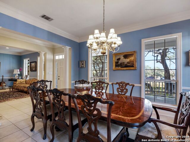 Listing photo id 12 for 155 Cibolo Ridge Trail