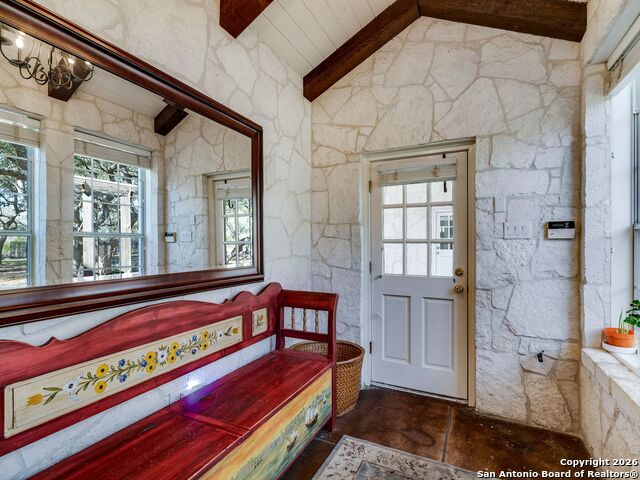 Listing photo id 34 for 155 Cibolo Ridge Trail