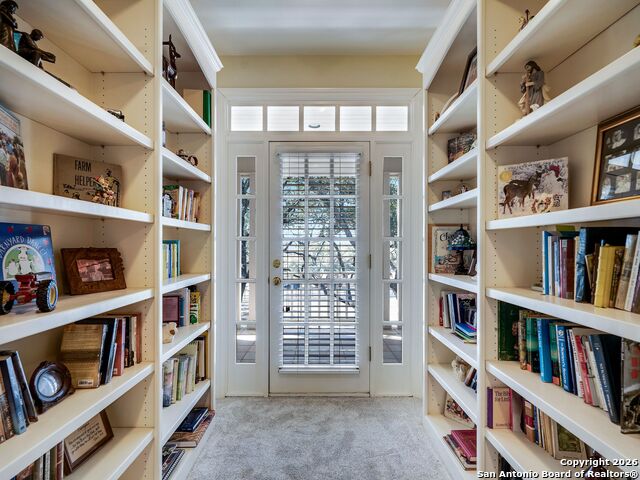 Listing photo id 57 for 155 Cibolo Ridge Trail