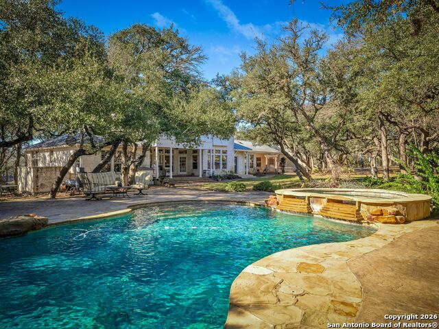 Listing photo id 81 for 155 Cibolo Ridge Trail