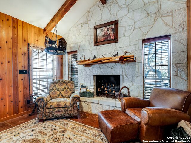 Listing photo id 90 for 155 Cibolo Ridge Trail