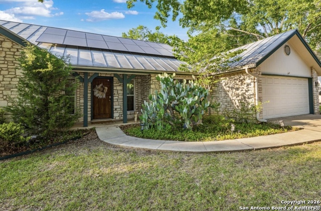 Details for 101 Country Ln, Castroville, TX 78009