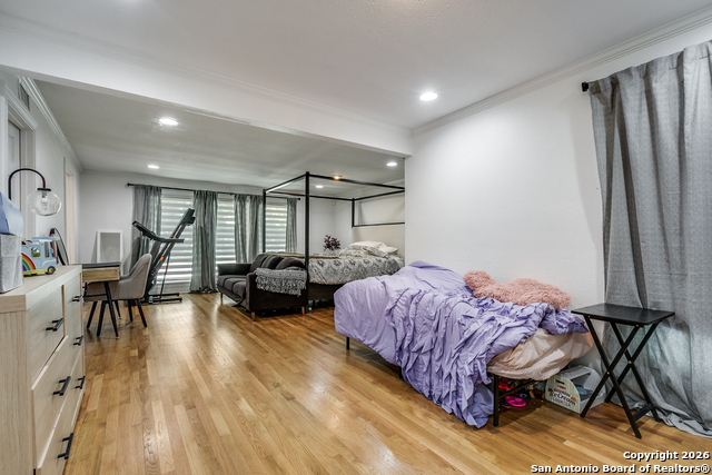 Image 14 of 25 For 825 Garraty  