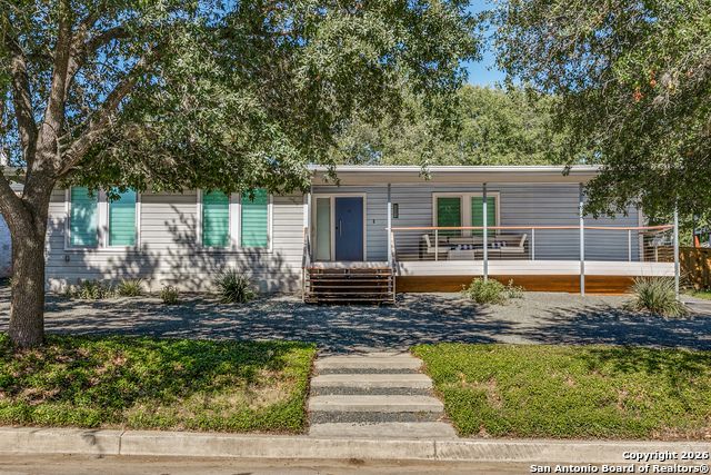 Image 3 of 25 For 825 Garraty  