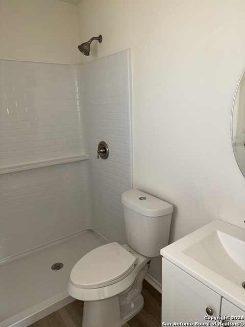 Image 10 of 20 For 8816 Oakbrook