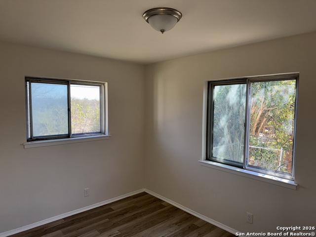 Image 11 of 20 For 8816 Oakbrook