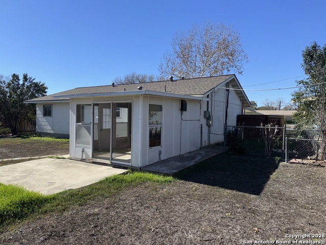 Image 17 of 20 For 8816 Oakbrook