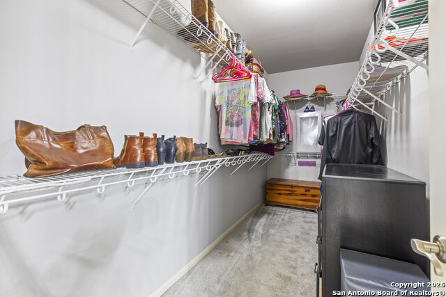 Image 22 of 45 For 3206 Roan Vly