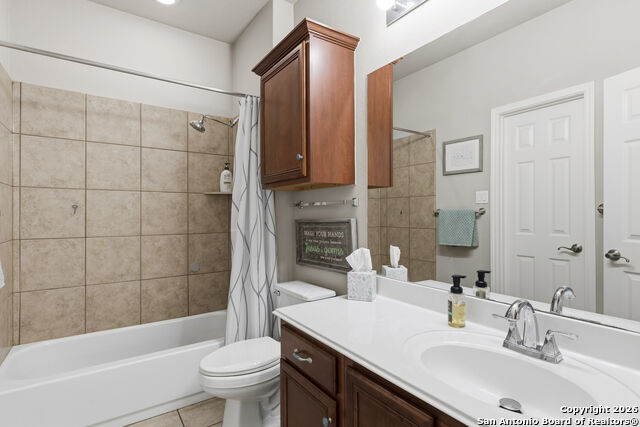 Image 24 of 45 For 3206 Roan Vly