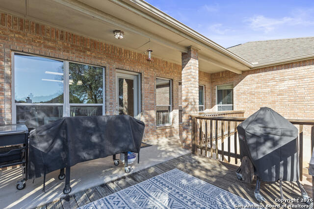 Image 32 of 45 For 3206 Roan Vly