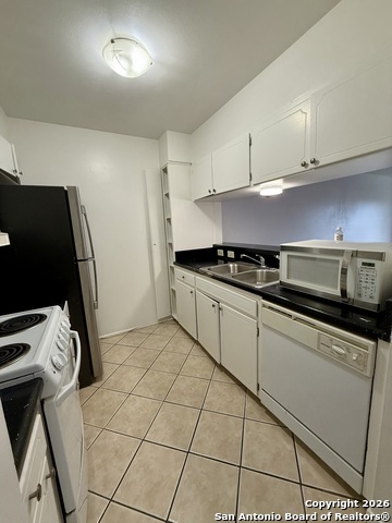 Image 10 of 16 For 8038 Broadway  223