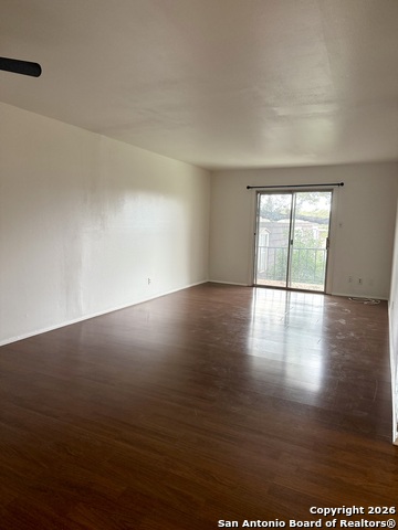 Image 11 of 16 For 8038 Broadway  223