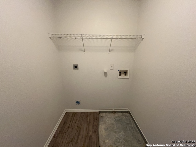 Image 34 of 44 For 6903 Cutting Creek