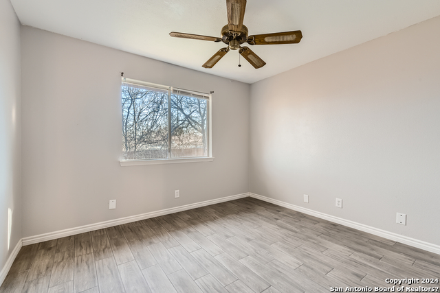 Image 10 of 11 For 5050 Ayrshire Dr