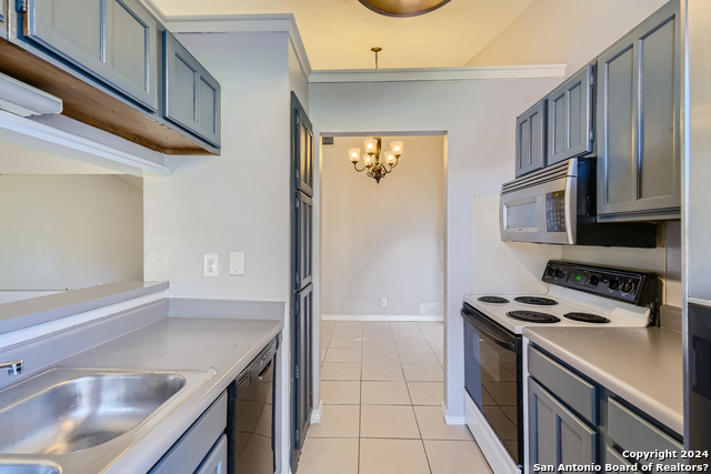 Image 5 of 11 For 5050 Ayrshire Dr