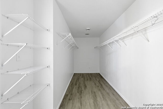 Image 29 of 40 For 12147 Amber Vis