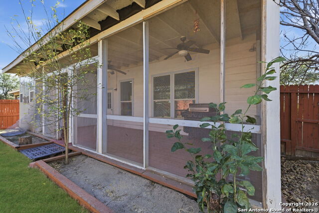 Image 9 of 40 For 12147 Amber Vis