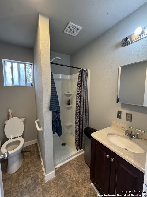 Image 14 of 20 For 413 Matthews