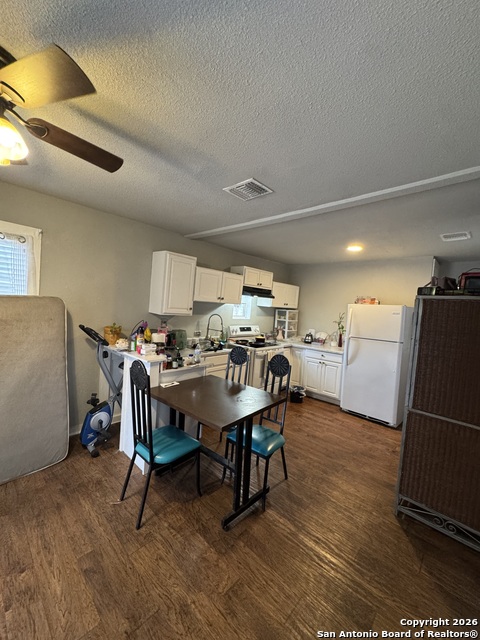 Image 6 of 20 For 413 Matthews