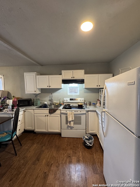 Image 8 of 20 For 413 Matthews