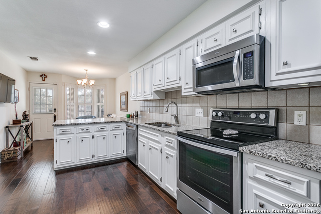 Image 5 of 12 For 2611 Eisenhauer  1008