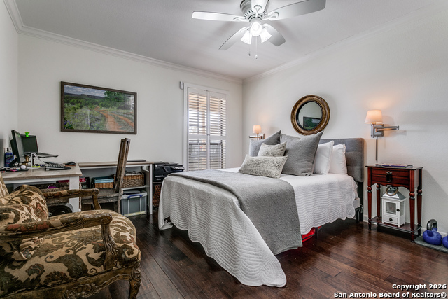 Image 9 of 12 For 2611 Eisenhauer  1008