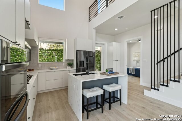 Image 7 of 15 For 2535 Manor Heights