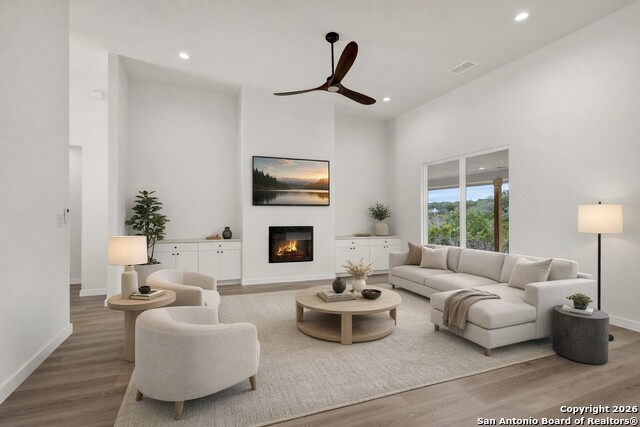 Image 10 of 48 For 328 Compass Rose