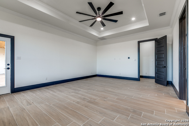 Image 16 of 37 For 202 Venado Oaks