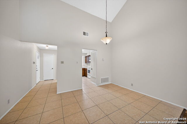 Image 17 of 27 For 11703 Whisper Valley St