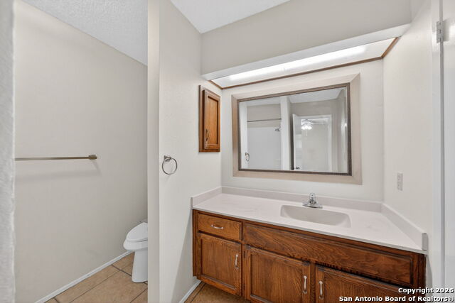 Image 23 of 27 For 11703 Whisper Valley St