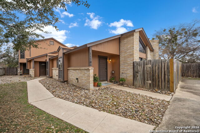 Image 3 of 27 For 11703 Whisper Valley St