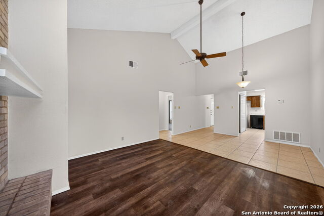 Image 8 of 27 For 11703 Whisper Valley St