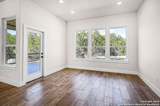 Image 10 of 40 For 742 Rayner Ranch