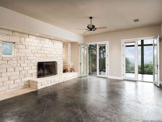 Image 14 of 44 For 30044 Cloud View Drive