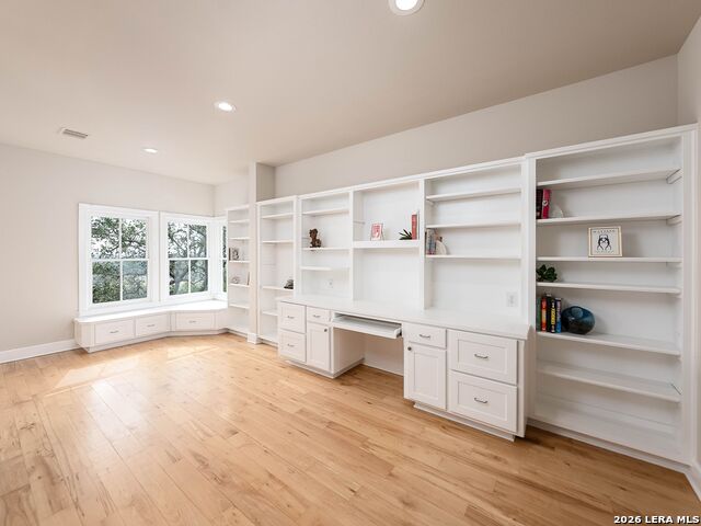 Image 29 of 44 For 30044 Cloud View Drive