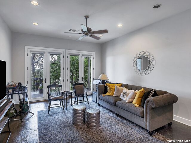 Image 31 of 44 For 30044 Cloud View Drive