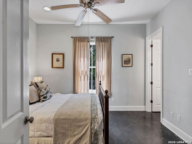 Image 35 of 44 For 30044 Cloud View Drive