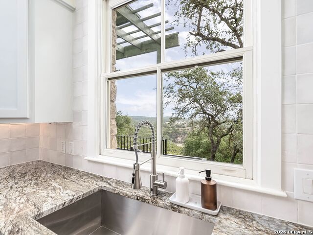 Image 5 of 44 For 30044 Cloud View Drive