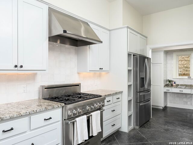 Image 6 of 44 For 30044 Cloud View Drive