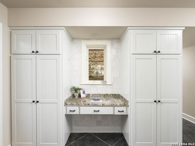 Image 8 of 44 For 30044 Cloud View Drive