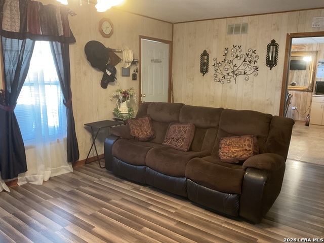 Image 8 of 17 For 110 Renfro  