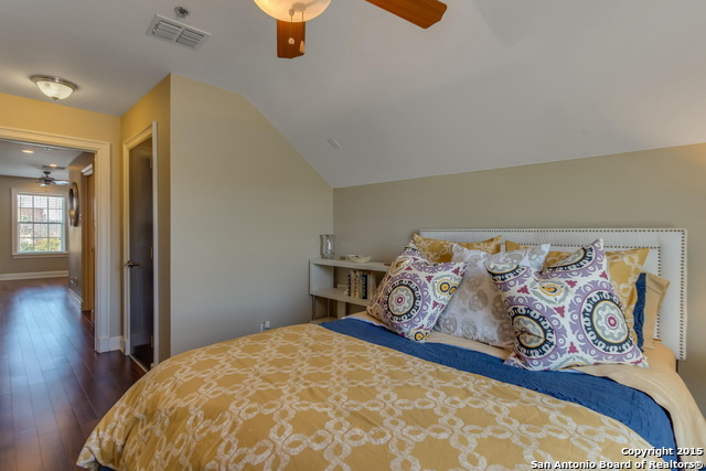 Image 23 of 25 For 158 Katherine Ct  C